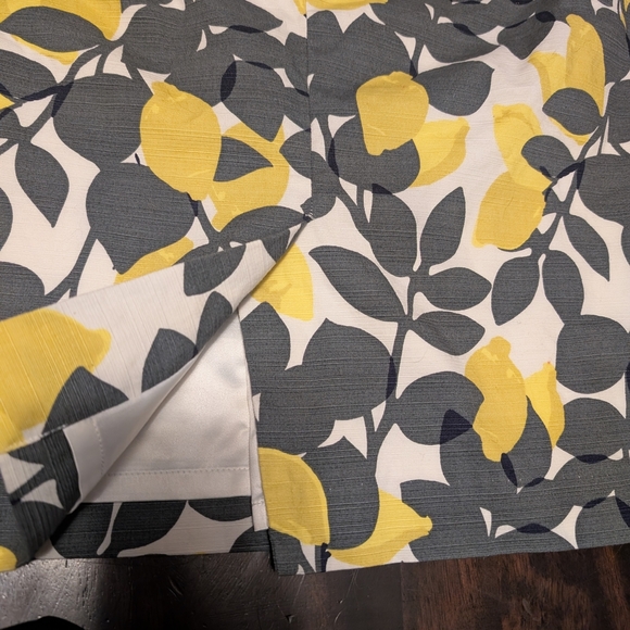 Floral Print Women's Skirt - Yellow and Gray - Picture 8 of 13